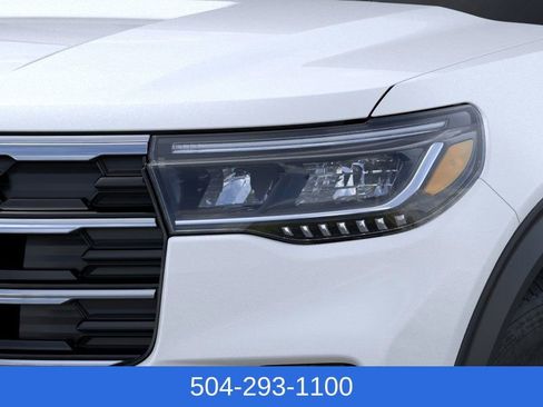 New 2025 Ford Explorer Active w/ Active Comfort Package image 18