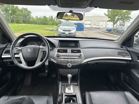 Used 2011 Honda Accord SE image 19