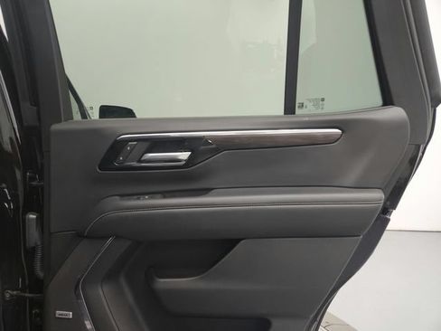 Used 2025 Chevrolet Tahoe Premier RWD image 68