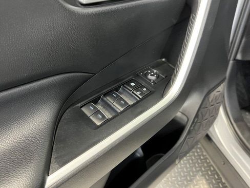 Used 2024 Toyota RAV4 XLE image 31