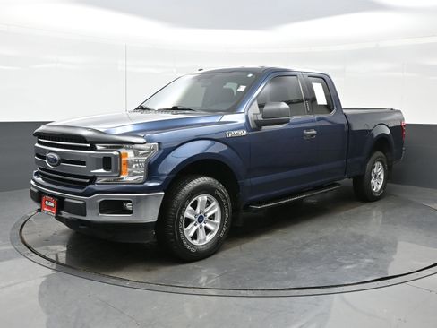Used 2018 Ford F150 XLT image 2