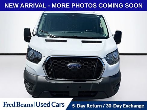 Used 2025 Ford Transit 250 Low Roof w/ Exterior Upgrade Package RWD image 2