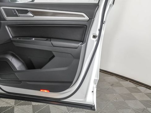 Used 2019 Volkswagen Atlas SE AWD/4WD image 48