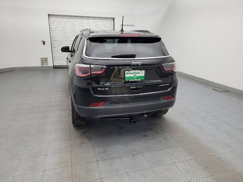 Used 2018 Jeep Compass Limited w/ Navigation Group AWD/4WD image 6