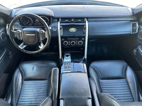 Used 2017 Land Rover Discovery HSE Luxury image 29