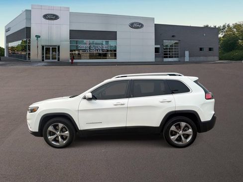 Used 2019 Jeep Cherokee Limited AWD/4WD image 6