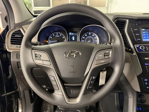 Used 2017 Hyundai Santa Fe Sport AWD/4WD image 16