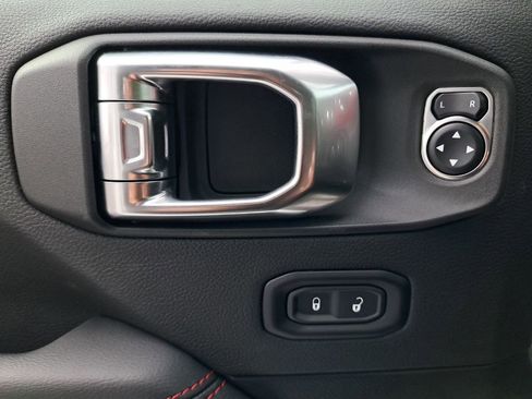 New 2023 Jeep Wrangler Unlimited Rubicon 4xe image 25