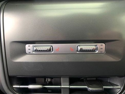 New 2026 Lincoln Nautilus Reserve image 18