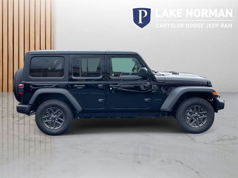 New 2025 Jeep Wrangler Sport S image 10