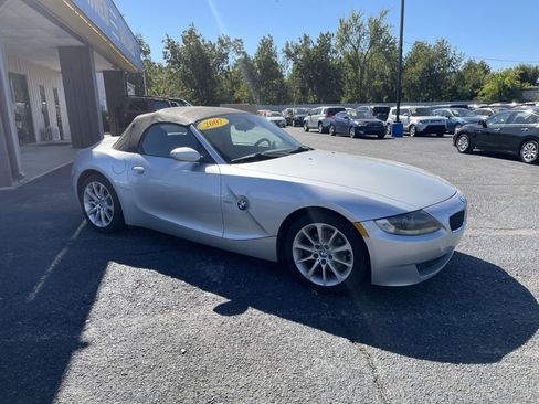 Used 2007 BMW Z4 3.0i image 4