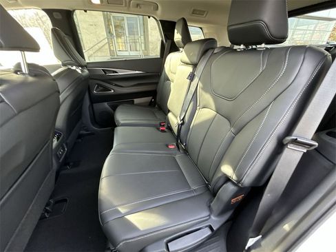 New 2026 INFINITI QX60 Luxe w/ Cargo Package image 13