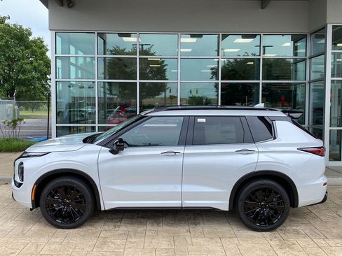 New 2026 Mitsubishi Outlander SEL AWD/4WD image 4