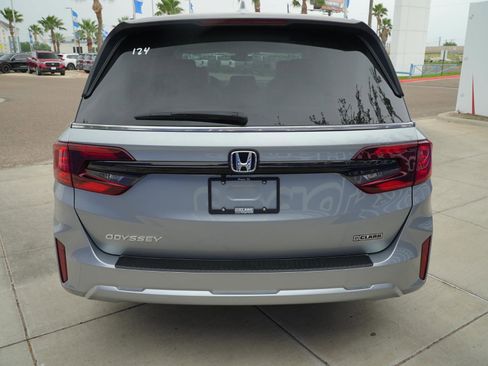 New 2026 Honda Odyssey EX-L image 6
