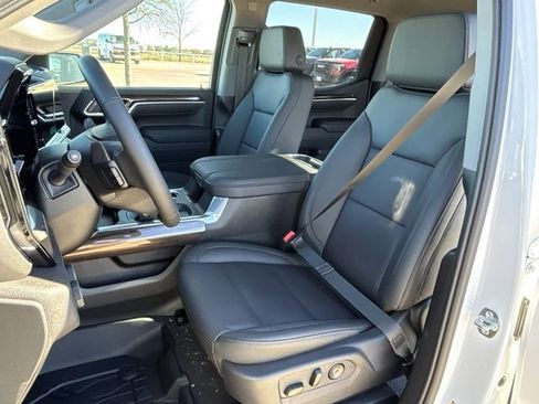 New 2026 Chevrolet Silverado 1500 RST w/ Dark Appearance Package RWD image 19