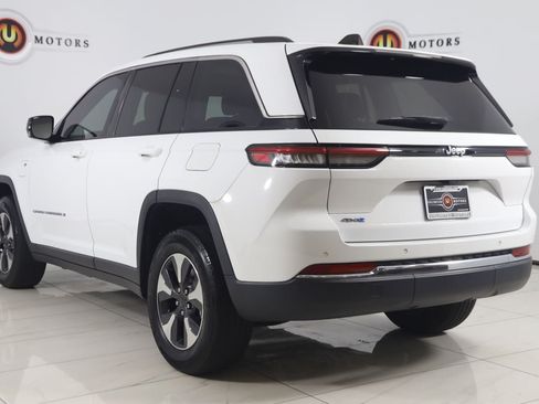Used 2022 Jeep Grand Cherokee Limited 4xe AWD/4WD image 4