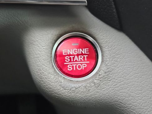 Used 2017 Acura MDX FWD image 23