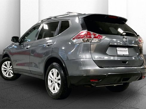 Used 2015 Nissan Rogue SV w/ SV Moonroof Package image 10