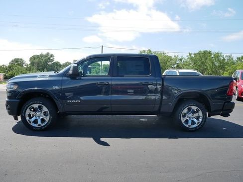 New 2026 RAM 1500 Big Horn AWD/4WD image 4