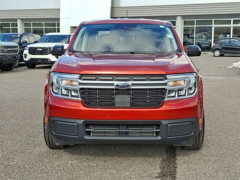 Certified 2024 Ford Maverick Lariat image 3