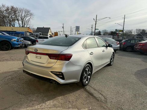 Used 2020 Kia Forte LXS image 4