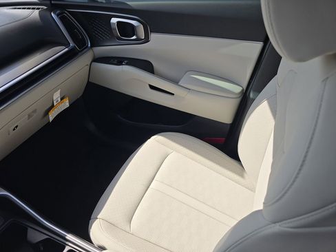 New 2026 Kia Sorento EX image 16