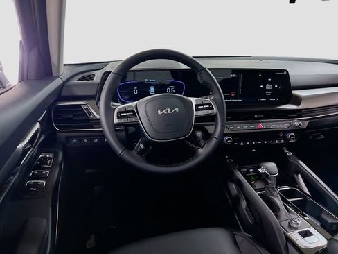 New 2025 Kia Telluride S image 24