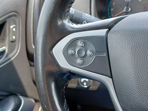 Used 2019 Chevrolet Colorado LT AWD/4WD image 16