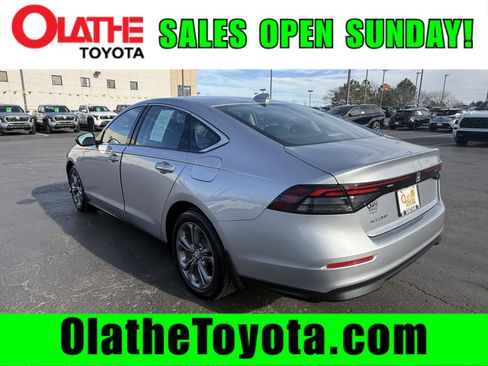 Used 2024 Honda Accord EX image 3