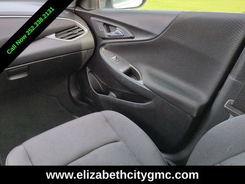 Used 2020 Chevrolet Malibu LS FWD image 17