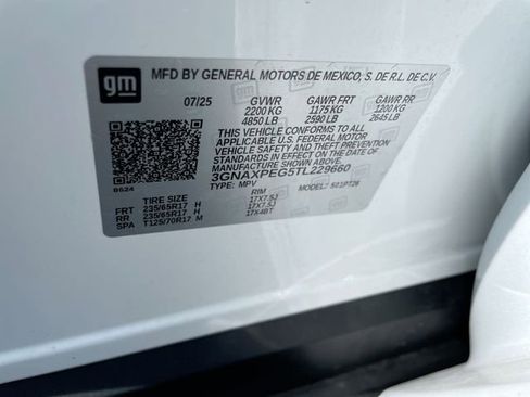 Used 2026 Chevrolet Equinox LT w/ Convenience Package II image 26