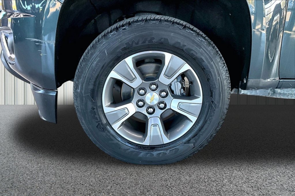 Used 2017 Chevrolet Colorado Z71 AWD/4WD image 33