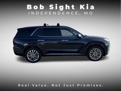 Used 2020 Hyundai Palisade Limited w/ Winter Weather Package image 19