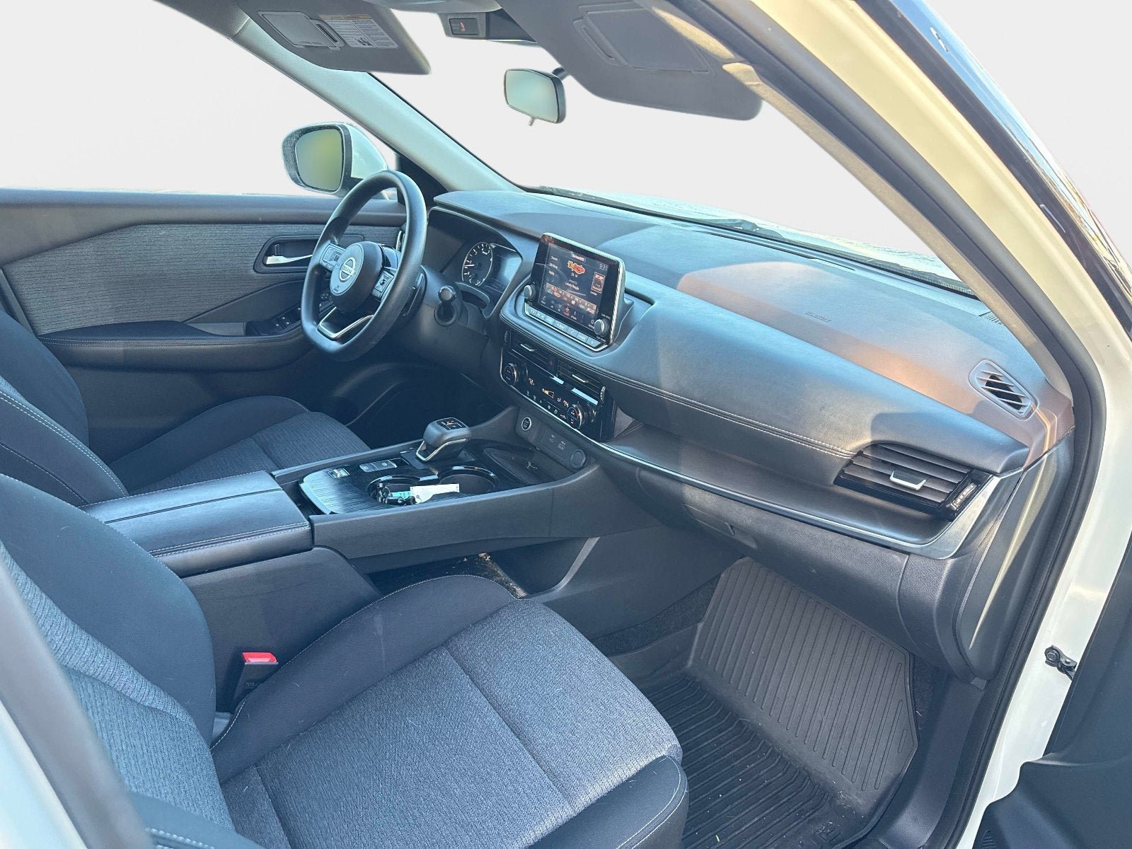Certified 2021 Nissan Rogue SV FWD image 12