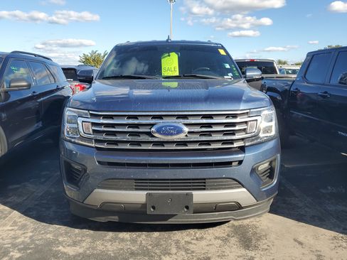 Used 2020 Ford Expedition XLT w/ Equipment Group 202A image 2
