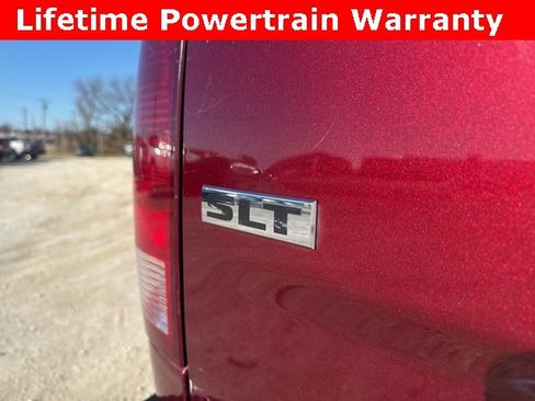 Used 2024 RAM 1500 Classic SLT image 8