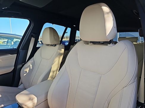 Used 2021 BMW X3 xDrive30i w/ Executive Package image 10