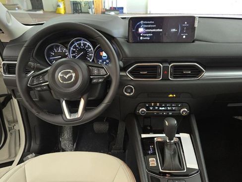 New 2025 MAZDA CX-5 AWD 2.5 S w/ Preferred Package image 2