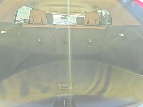 Used 2022 Cadillac XT4 Luxury image 34