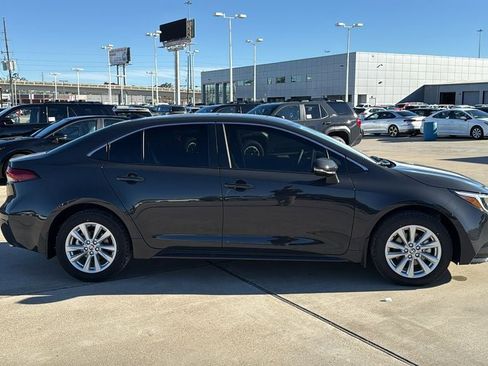 New 2026 Toyota Corolla XLE image 6