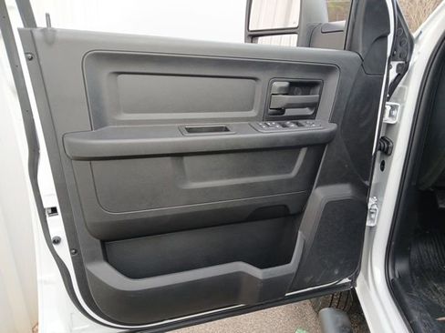 New 2026 RAM 3500 Tradesman w/ Chrome Appearance Group image 43