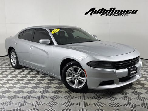 Used 2021 Dodge Charger SXT w/ Leather Interior Group image 1