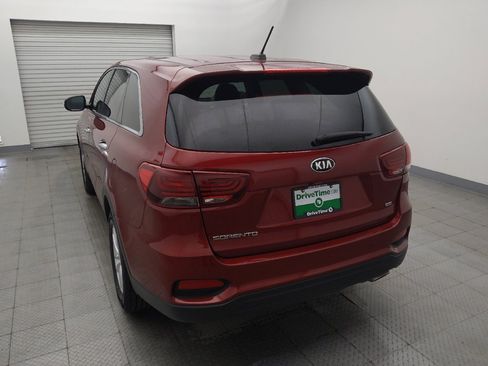 Used 2020 Kia Sorento LX FWD image 6