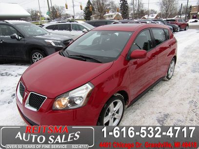 Used 2009 Pontiac Vibe w/ Sun And Sound Package