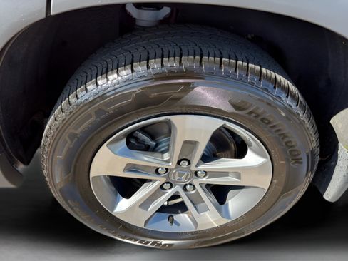 Certified 2024 Honda Pilot EX-L image 19