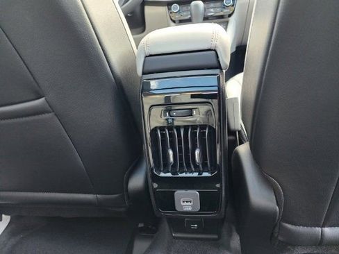 Used 2022 Jeep Compass Limited w/ Sun and Sound Group image 26