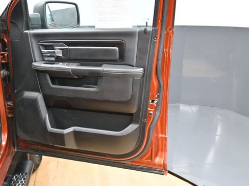 Used 2023 RAM 1500 Classic Warlock AWD/4WD image 36
