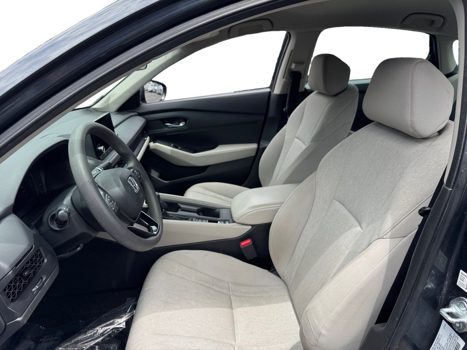 Used 2023 Honda Accord LX image 9