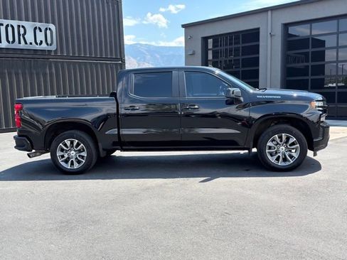 Used 2021 Chevrolet Silverado 1500 RST w/ Convenience Package II AWD/4WD image 3