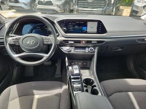 Certified 2023 Hyundai Sonata SEL w/ Convenience Package FWD image 14